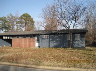 916 B St NE, Miami, OK 74354