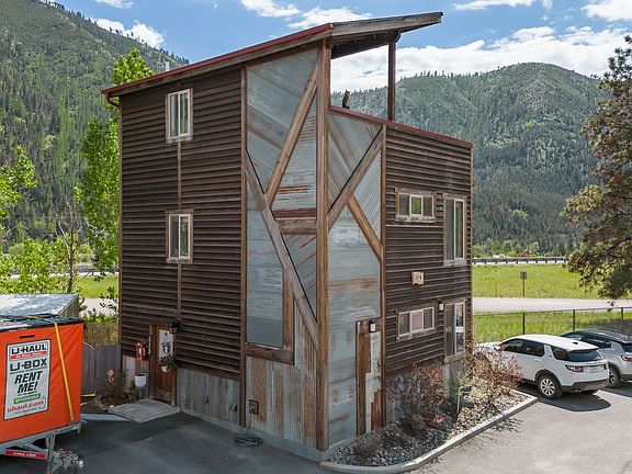 2nd image of 115 Speedway Ave