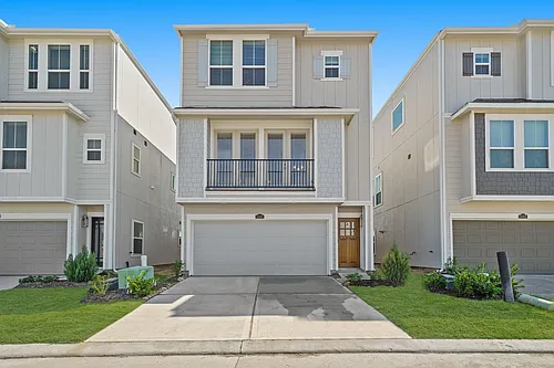 13305 Moncloa Dr Photo 1
