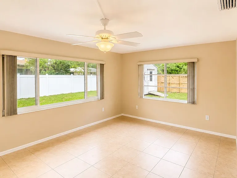 3435 Dunbar Dr — Photo 8