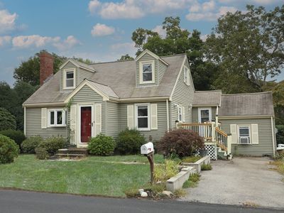 15 Lake Ave, Wenham, MA, 01984