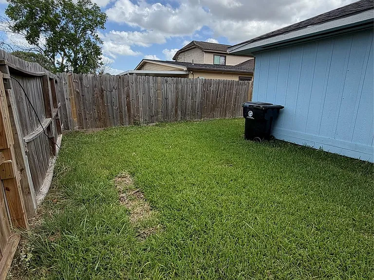 6618 McCullum Rd — Photo 26