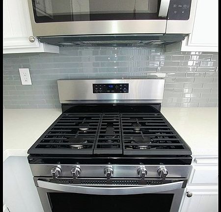 4th image of 26875 Claudette St Unit 108