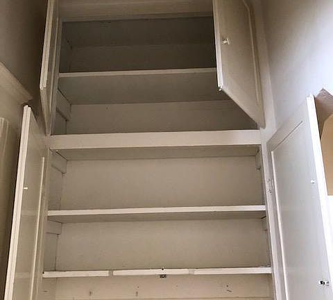 4th image of 2020 Franklin St #10