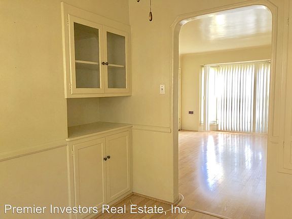 5th image of 1221 S Garfield Ave APT B