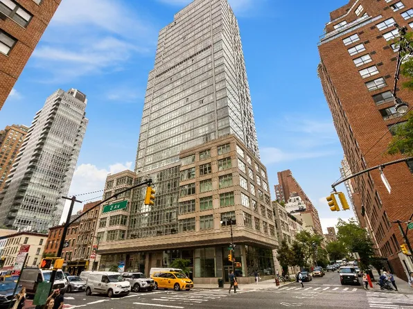 305 East 51st Street 20B image 25 of 25