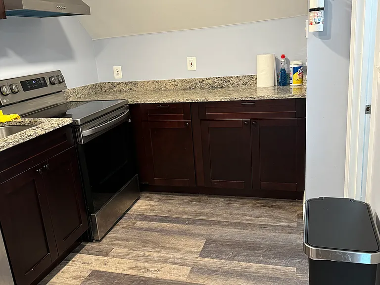 8304 Main St #3 — Photo 4