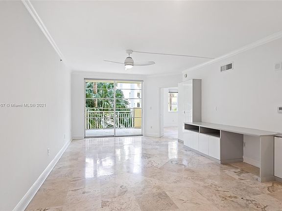 4th image of 125 Jefferson Ave APT 114