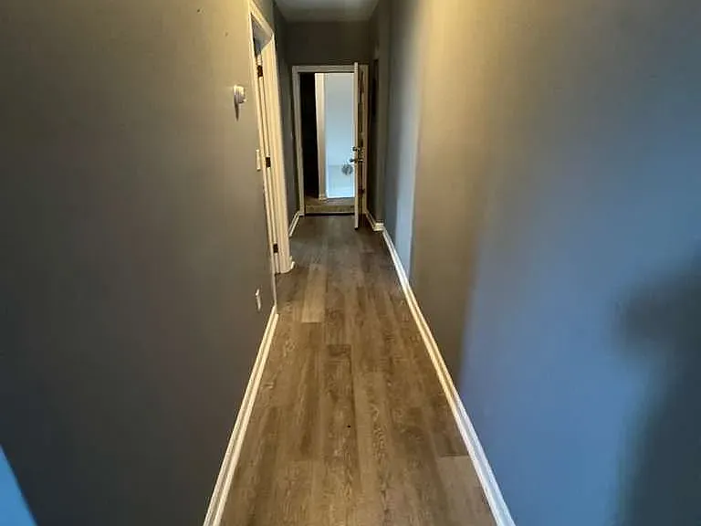 1357 Fairfield Ave — Photo 6