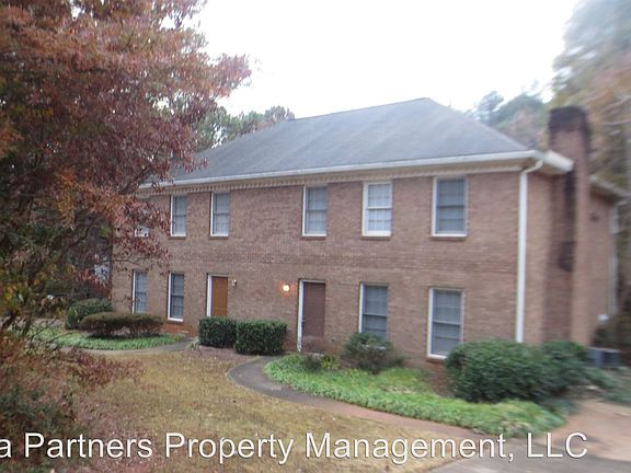 2nd image of 5234B Wexford Ln
