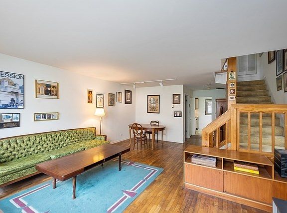 Living room east