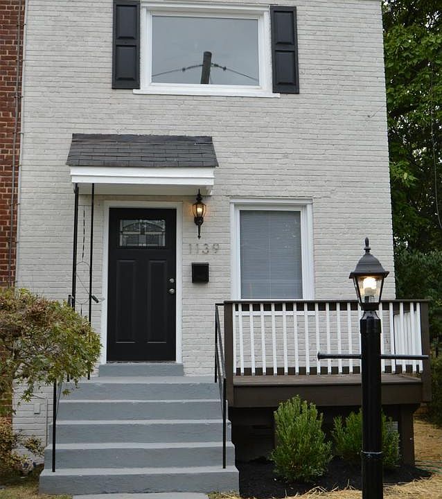 Exterior (Front)
