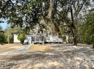 1223 Benton Rd, Summerton, SC 29148