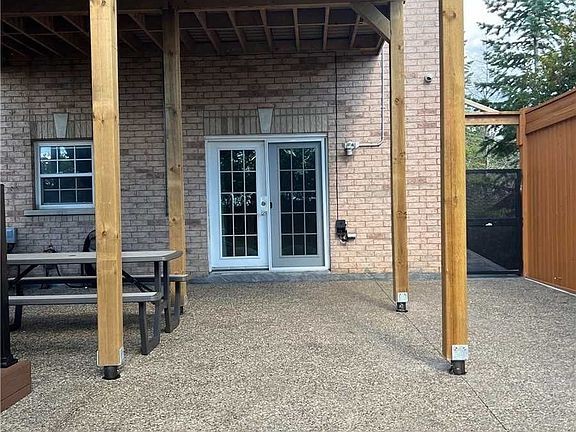 4th image of 38 Bestview Cres #Basement