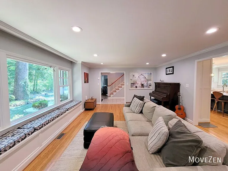 3507 Henderson Rd — Photo 42