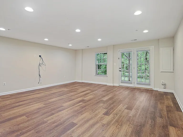 11675 Emerald Green Dr — Photo 11