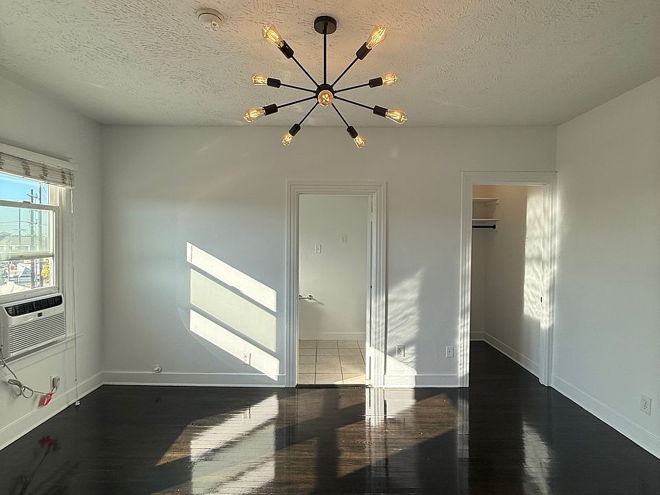 1st image of 1326 Virgil Pl #14
