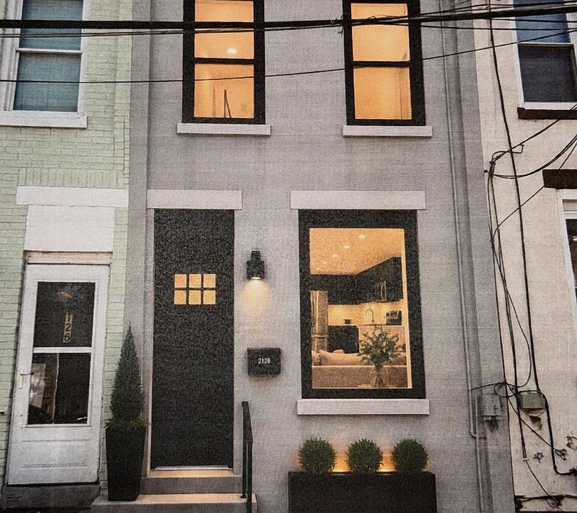 1st image of 2126 E Clementine St