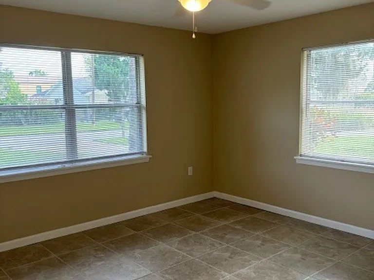 120 Hardin Pl — Photo 6