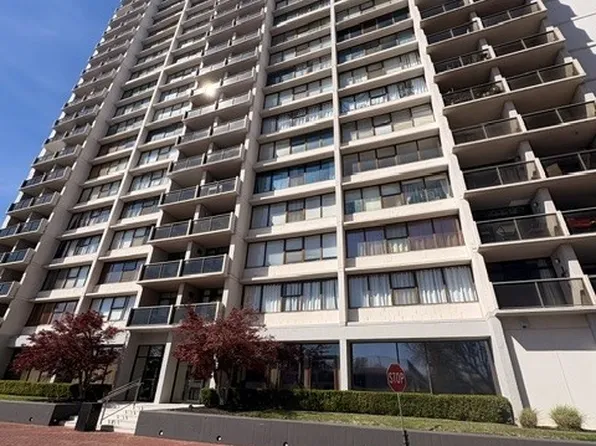 450 W 7th St APT 1405, Tulsa, OK 74119