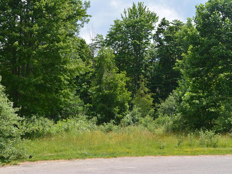 1st image of 3 Lincoln Ave