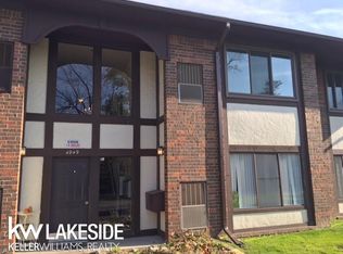 4949 E Ten Mile #31, Warren, MI 48091