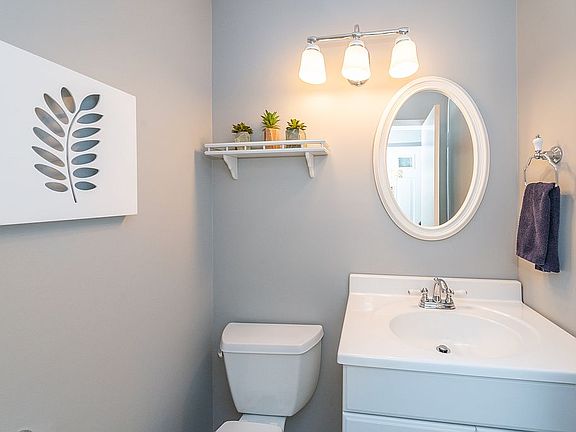 1st Floor Updated Powder Rm