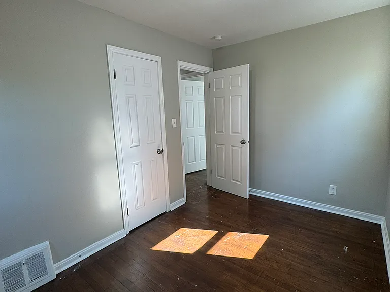 648 Cleveland Ave — Photo 8