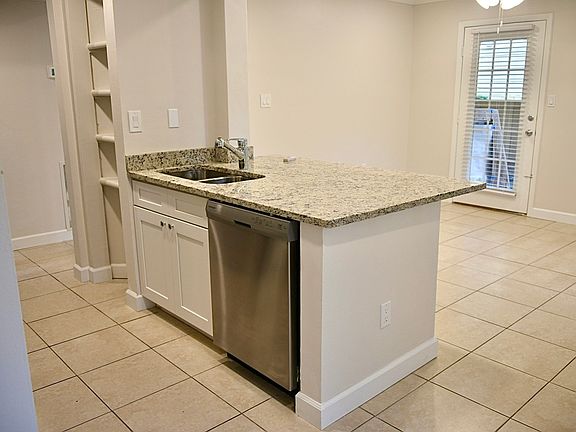 4th image of 8647 Mallard Reserve Dr Unit 101