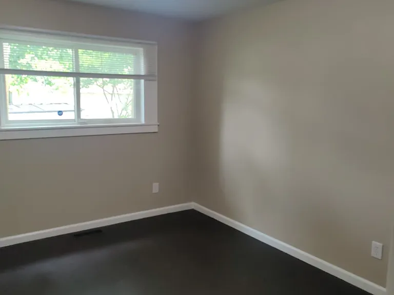 649 Oswego Ave — Photo 18