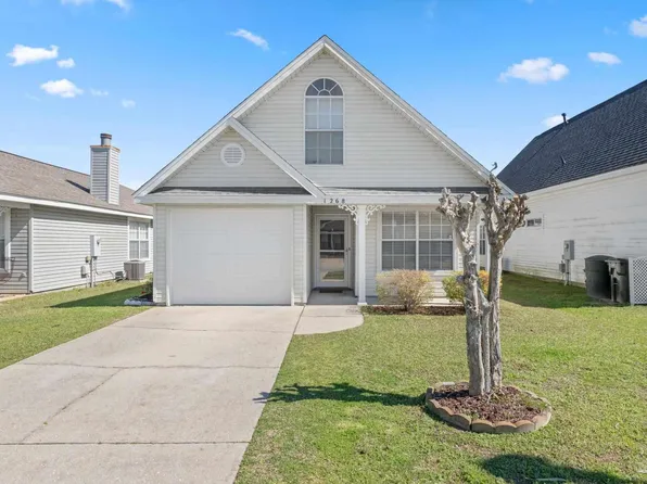 1268 Jasper St, Cantonment, FL 32533