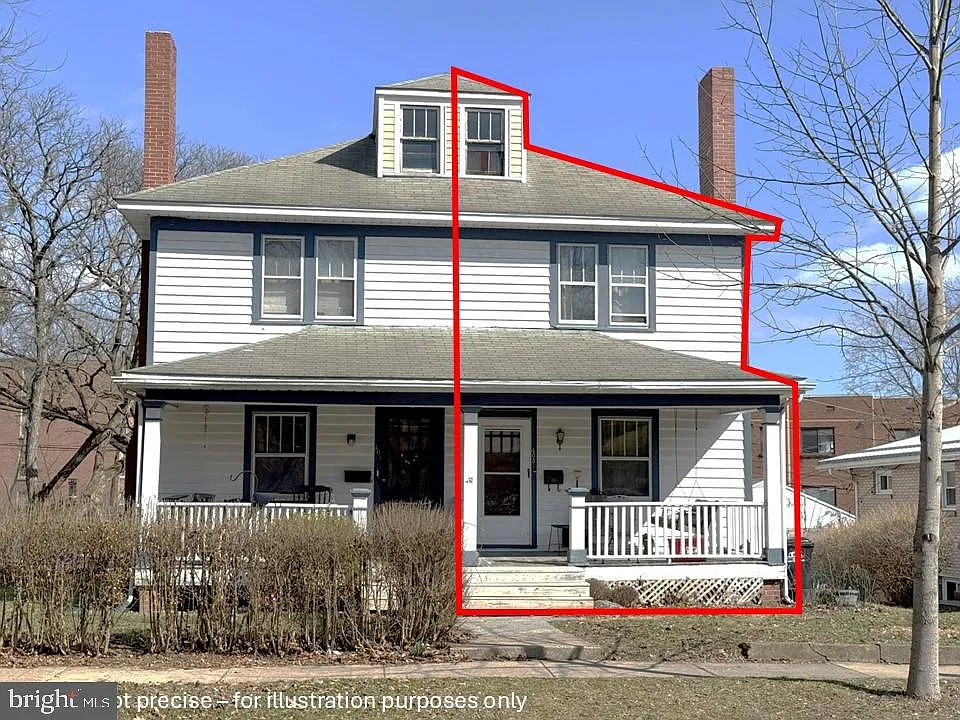 403 Keller St photo 1