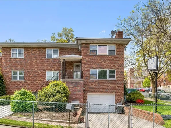 489 Throggs Neck Expressway, Bronx, NY 10465