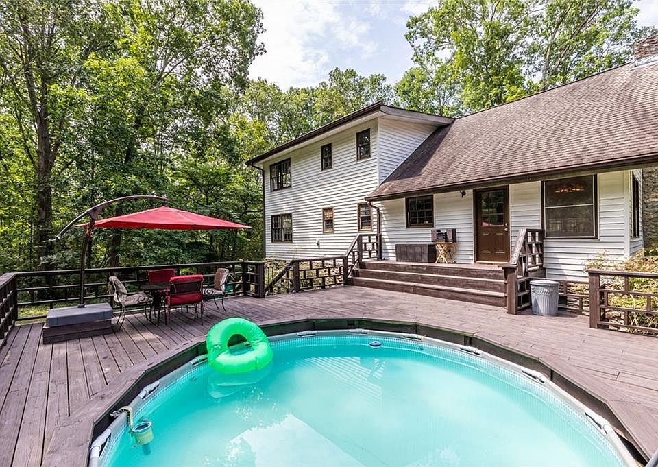 1st image of 3291 Zingara Rd NE