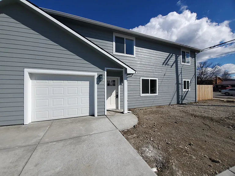 304 N Handy St — Photo 2