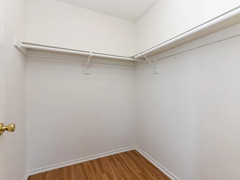 5328 Harmony Ave #201 — Photo 16
