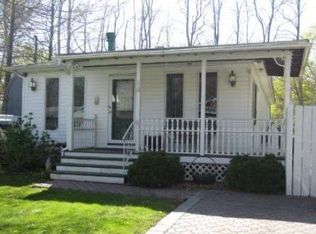 14 Great River Dr, Sound Beach, NY 11789