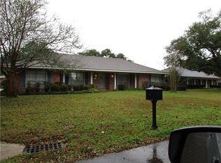 118 Cottonwood St, La Place, LA 70068