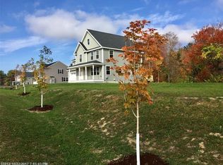 1 Higgins Dr, Kennebunk, ME 04043