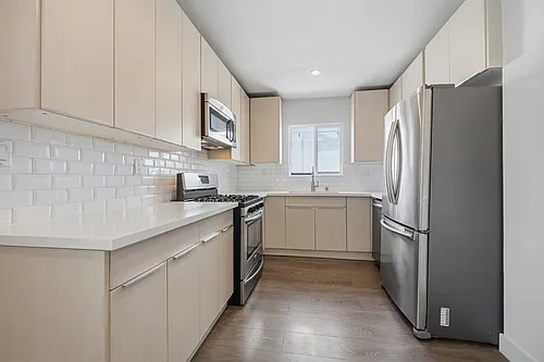 3408 Bellevue Ave #3 Photo 1