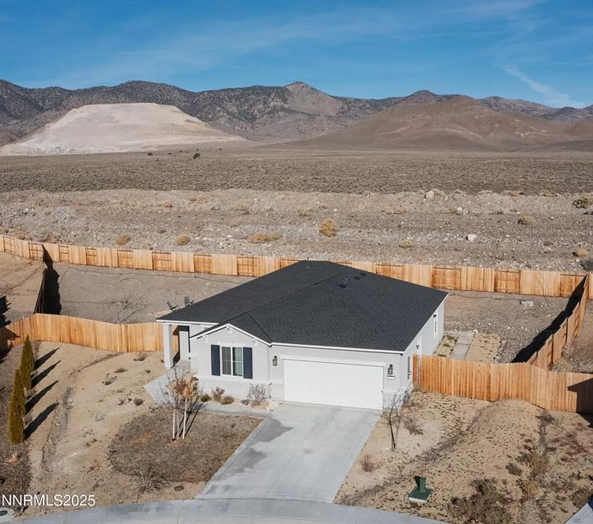 Building Photo - 326 Redwall Ct