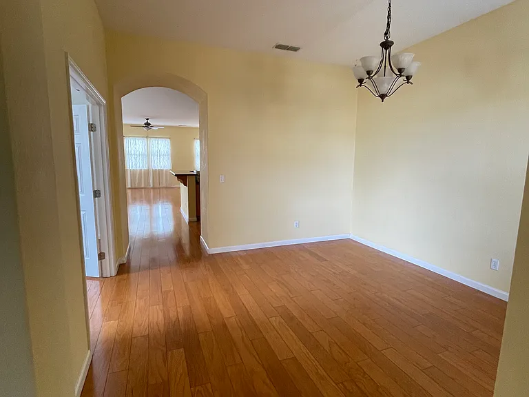 7300 Elvora Way — Photo 5