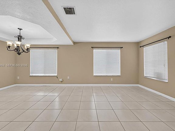 5th image of 14164 SW 156th Ave