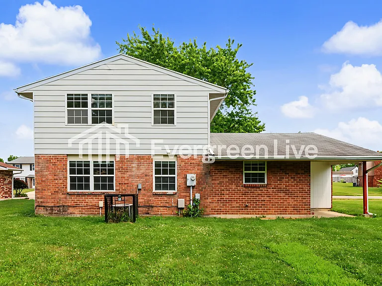 8441 Eagle Pass Dr — Photo 14