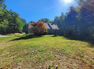 8 Laurel Hill Dr, Sandown, NH 03873