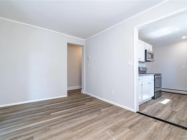 120 Grand St #3 — Photo 10