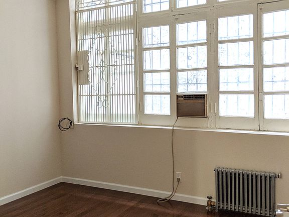 5th image of 15 Minetta St APT 1