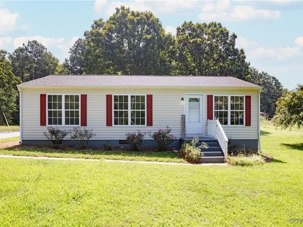 5072 Old Richmond Rd, Blackstone, VA 23824