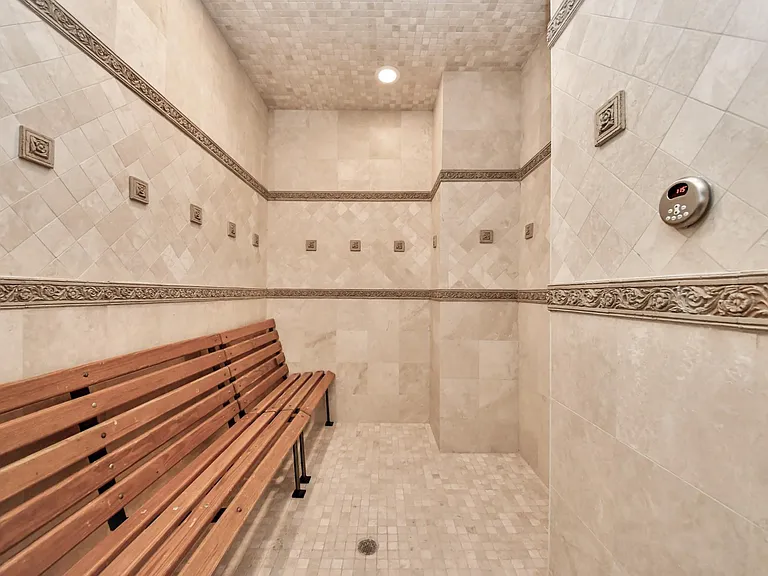 11103 Memorial Dr — Photo 45