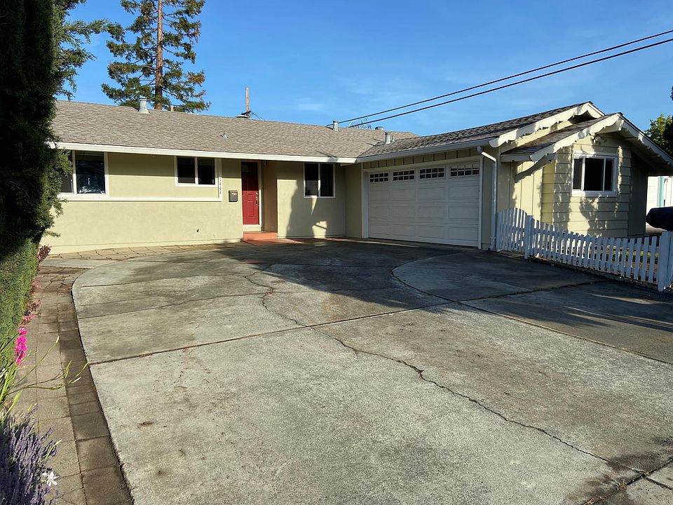1st image of 1444 Antonio Ln